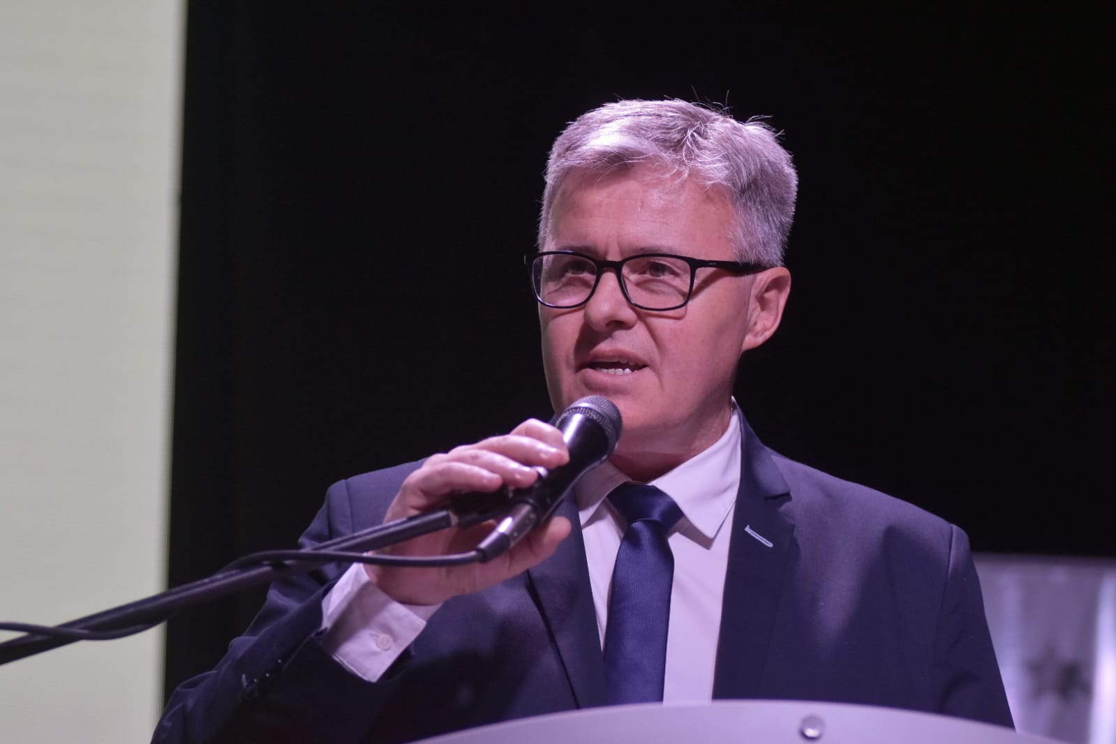 Con una fuerte apuesta a la obra pública, Claudio Larraza abrió el año legislativo en Plaza Huincul
