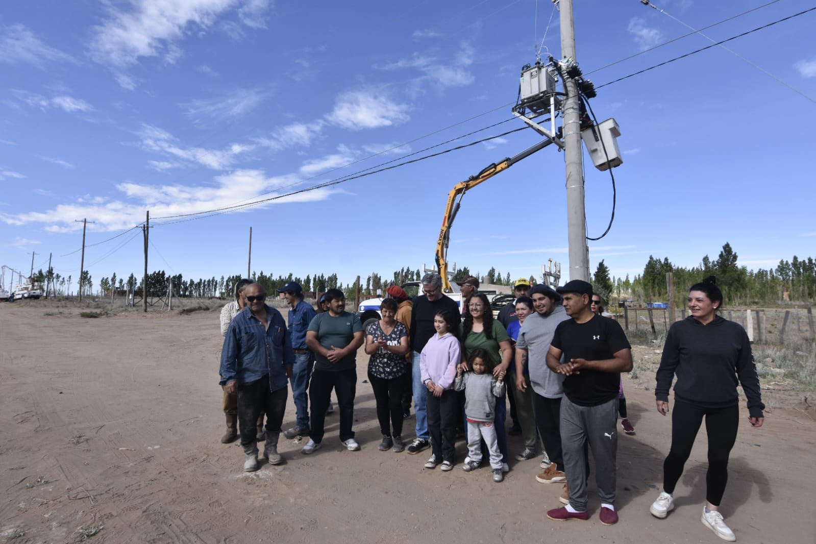 Las familias de Ruca Co ya tienen energía eléctrica