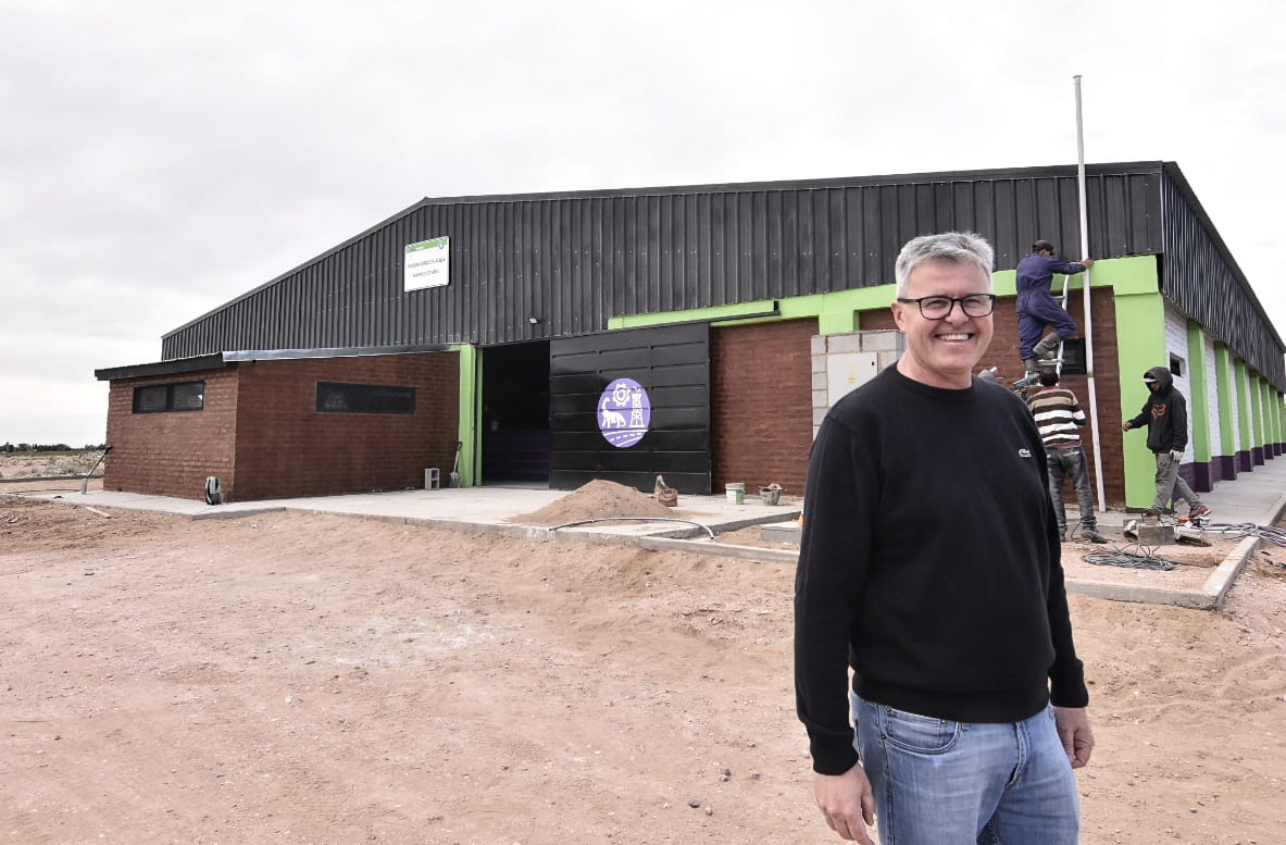 Plaza Huincul pone en marcha un nuevo reservorio de agua para la zona sur