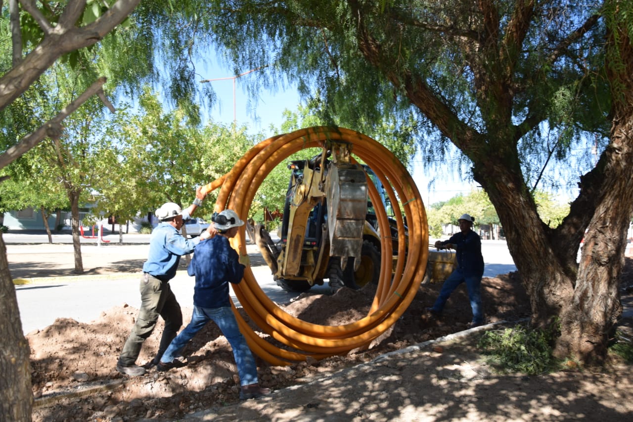 Ampliación de red de gas en barrio Otaño: “66 familias van a pasar el primer invierno con calefacción”, dijo Larraza