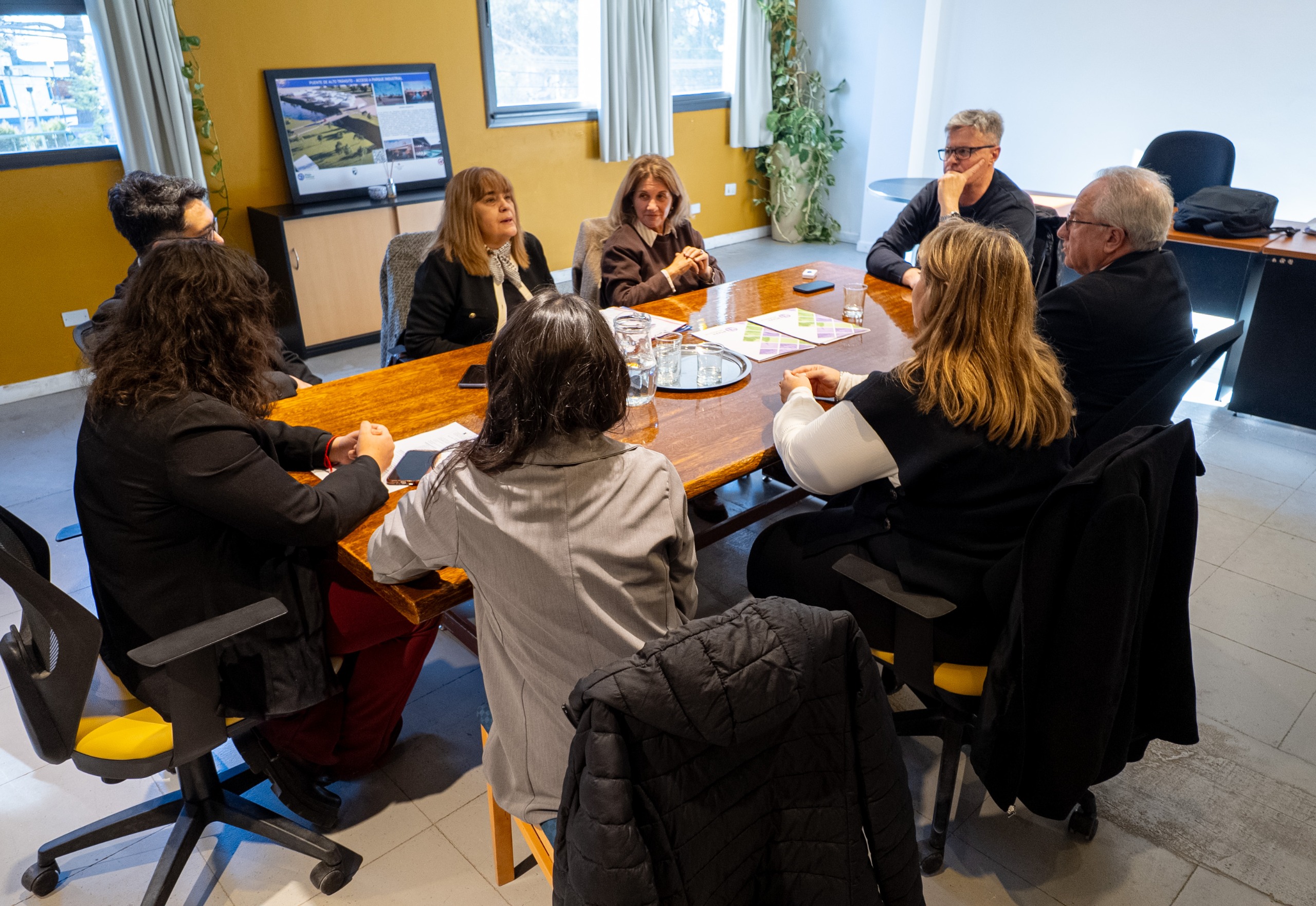 La Municipalidad de Plaza Huincul firmó un convenio con la UTN para el dictado de la Tecnicatura Universitaria en Acompañamiento Terapéutico