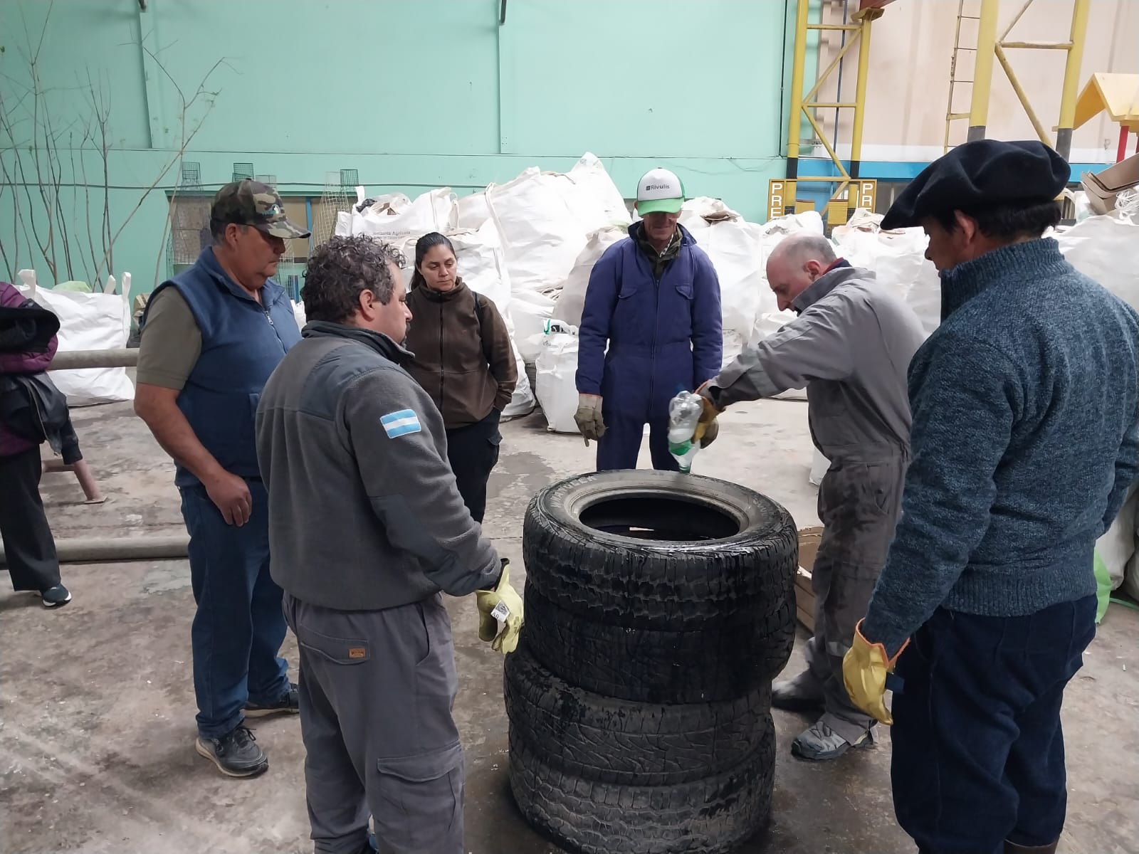 Plaza Huincul: Productores rurales se capacitaron en construcción de corrales